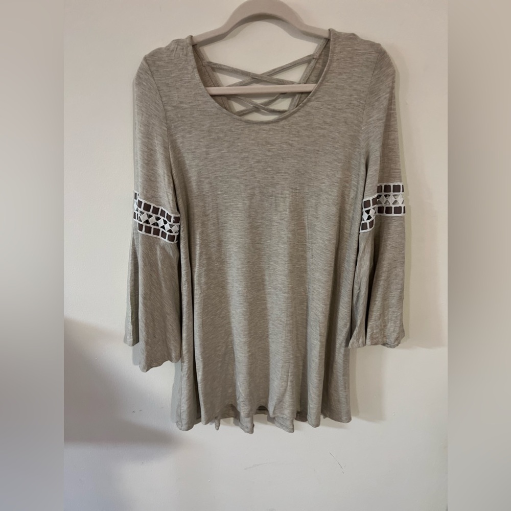 Women| Lapis Long Sleeve Cross Back Long Sleeve